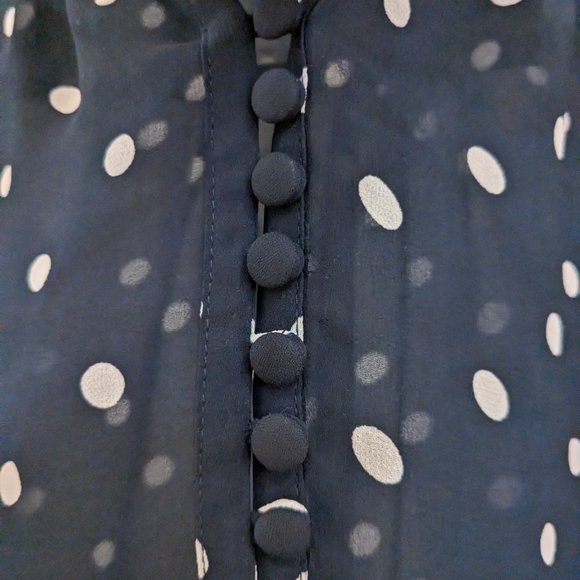 🌸 Banana Republic Sheer Long Sleeve Blouse Navy Blue w/ Cream Polka-Dots Size M - Picture 2 of 10